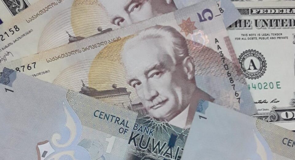4900 brutto ile to netto? Sprawdź nasze wyliczenia pensji