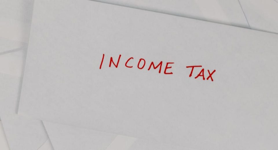 Faktura – kluczowe informacje o wystawianiu i obowiązkach podatkowych