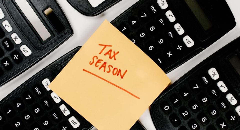 Podatek od spadków i darowizn – kluczowe zasady i stawki w Polsce